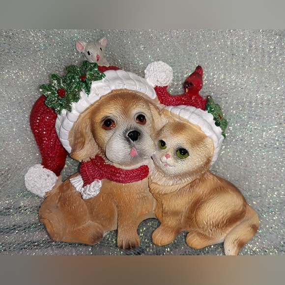 Dog, Cat, Mouse, Cardinal Figurine from Plaste Christmas Decoration Statue - Picture 1 of 7